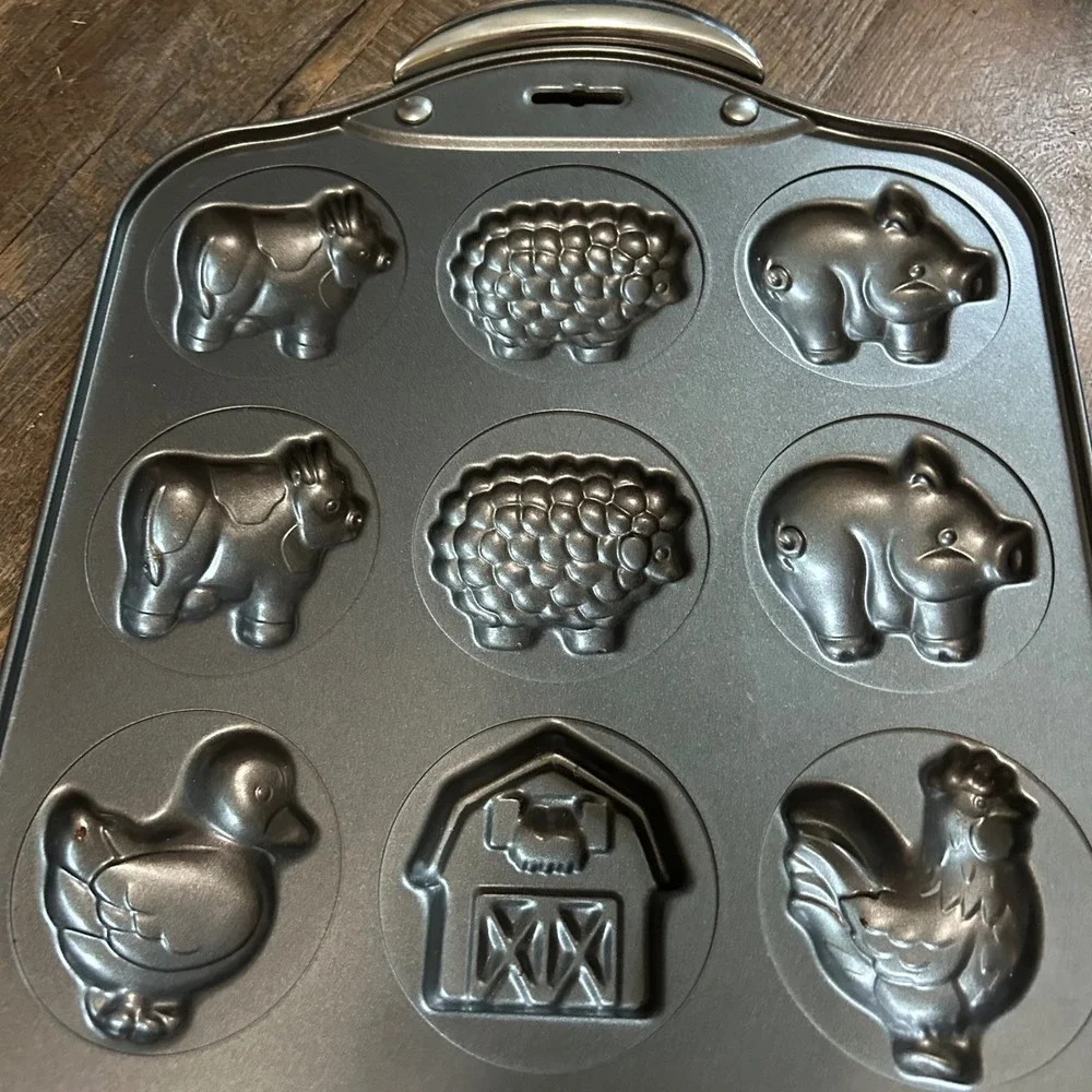 Norpro nonstick muffin